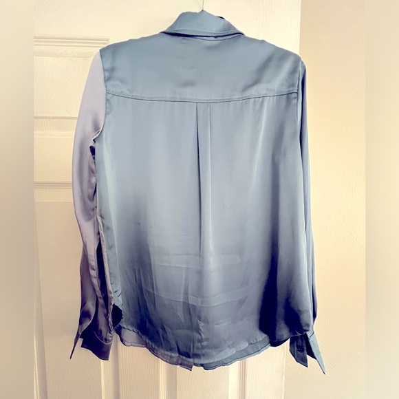 Two tones silk blouse - Picture 2 of 2